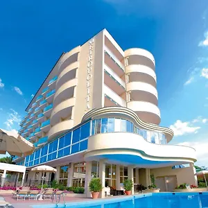 Hotel Metropolitan Family